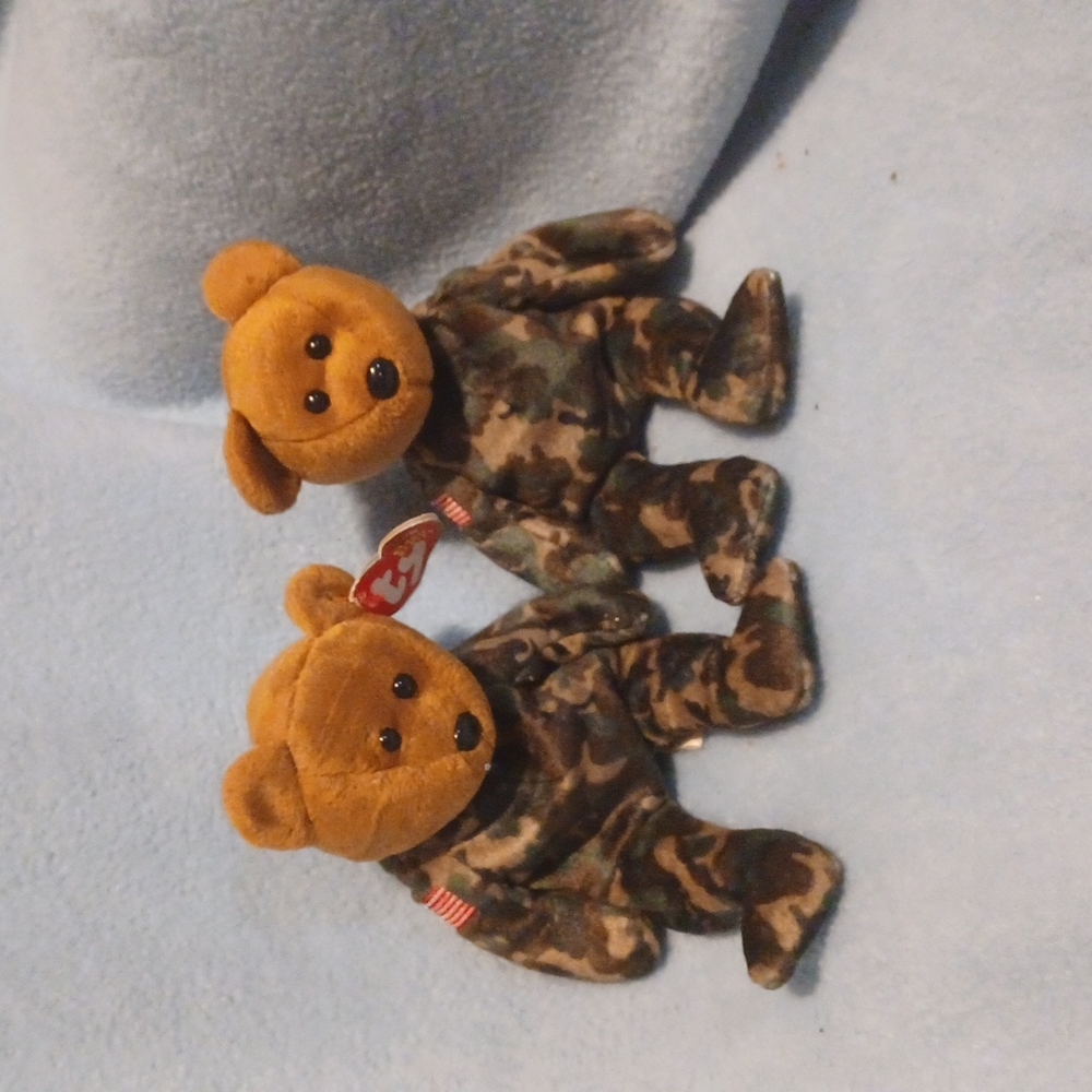 TY Beanie Baby “Hero” the Army Bear - USA Exclusive - US Flag on Arm